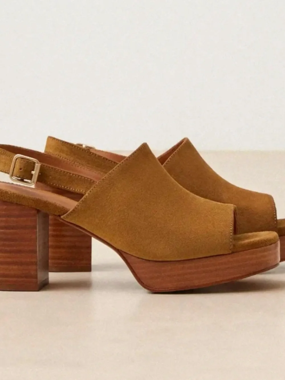 Rivcour NUMÉRO 446 Suede heeled sandal